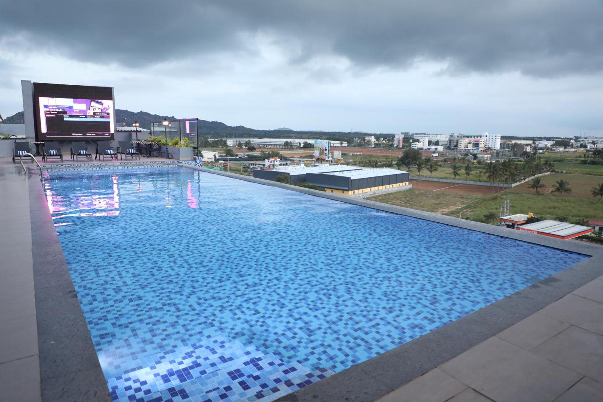 The Elite Narasapura, A Member Of Radisson Individuals Hotel Exterior photo